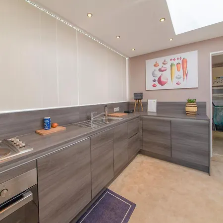 別荘 Stylish Near Forest Tilff