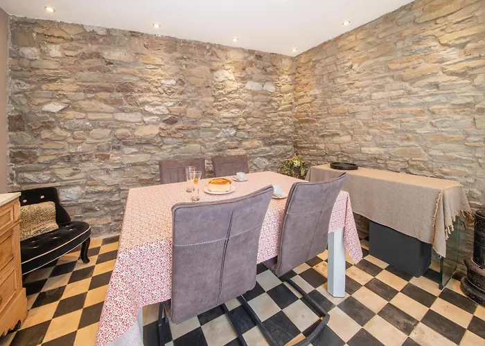 Stylish Near Forest Dom wakacyjny